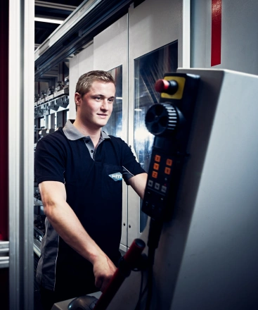 Wij engineeren, fabriceren en assembleren voor Mens & Machine